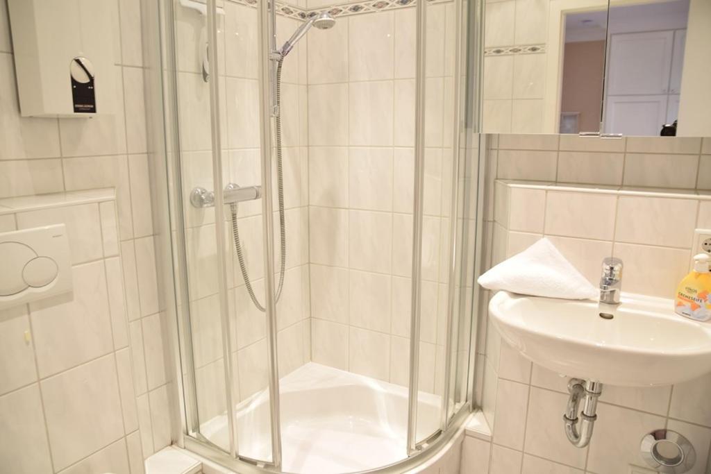 Schoenes Neues Hochwertig Renoviertes 2-Zimmer Appartement In Der 4. Etage. Βέστερλαντ Εξωτερικό φωτογραφία